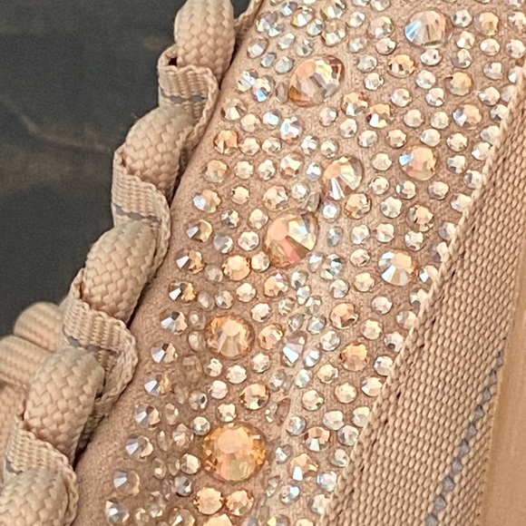 Steve Madden - MAXIMA monochromatic color with bling bling #blush #stevemadden - Picture 9 of 15